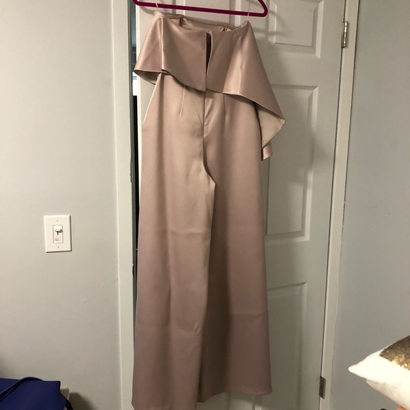 pink jumpsuit with satin fabric and bandeau style - Picture 5 of 5